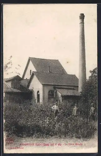 AK Mesgrigny, Le Vieux Moulin et cheminée industrielle