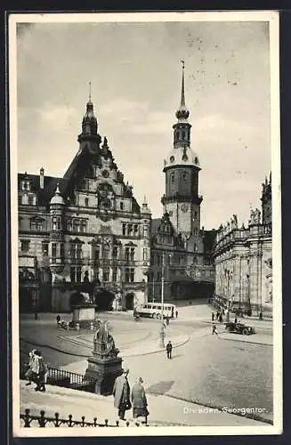 AK Dresden, Georgentor mit dam Schloss am Schlossplatz
