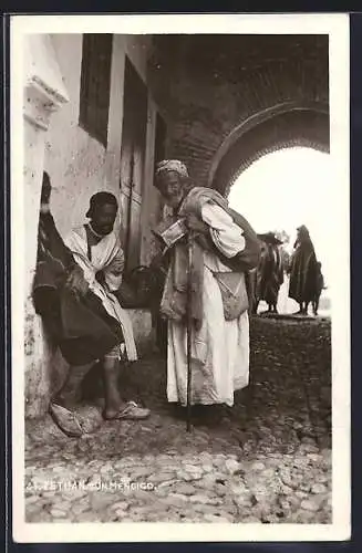 AK Tetuan, Un Mendigo, Bettler auf der Strasse, arabische Volkstypen