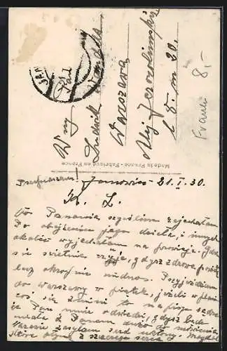 AK Junge Frau mit Perlenkette und Rose