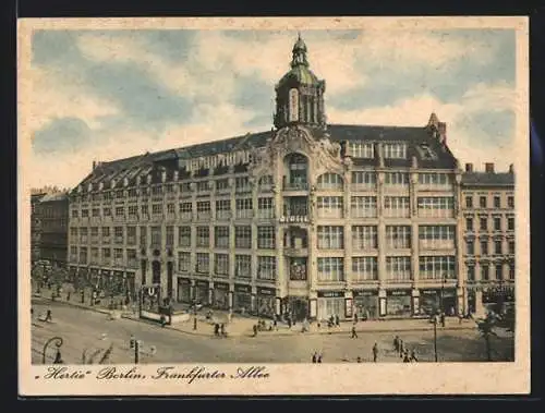 AK Berlin-Friedrichshain, Das Hertie Kaufhaus in der Frankfurter Allee