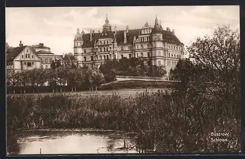 AK Güstrow, Blick auf das Schloss