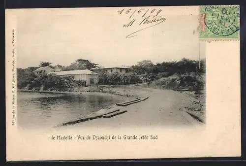 AK Dzaoudzi, Vue de la Grande jetée Sud