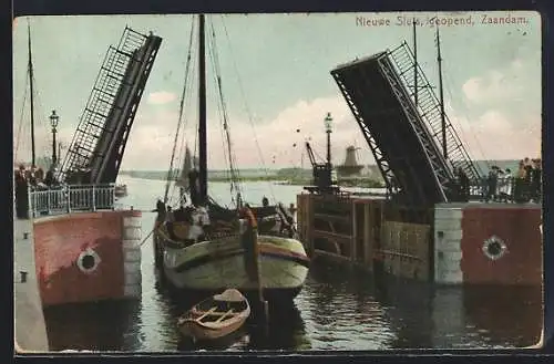 AK Zaandam, Nieuwe Sluis, geopend