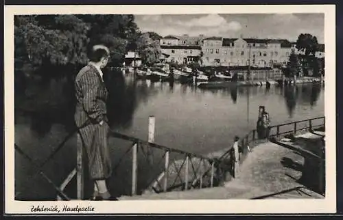 AK Zehdenick, Havelpartie mit Blick auf den Ort