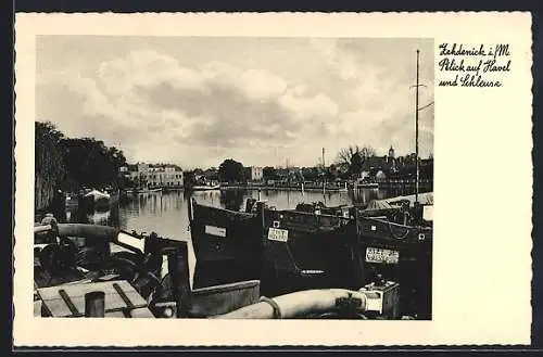 AK Zehdenick i. M., Blick auf die Havel und Schleuse