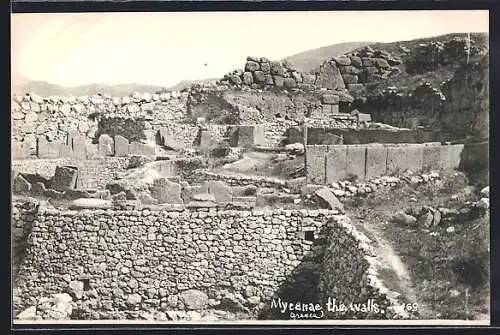 AK Mycenae, The Walls