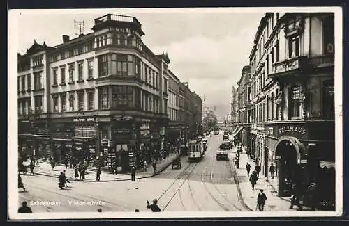 AK Saarbrücken, Viktoriastrasse mit Strassenbahn