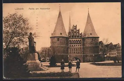 AK Lübeck, Partie am Holstentor