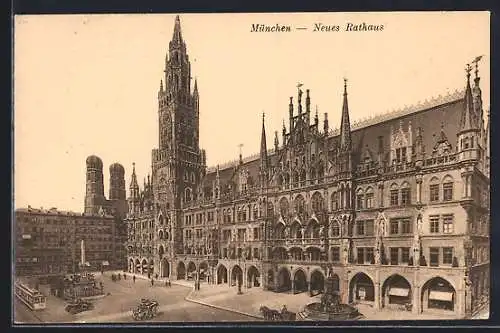 AK München, Rathaus mit Brunnen, Strassenbahn