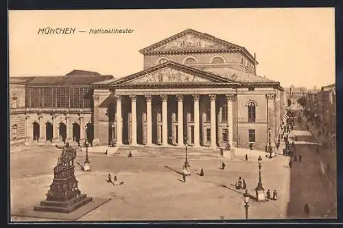AK München, Nationaltheater mit Denkmal