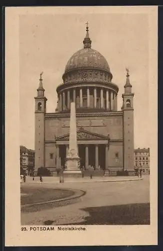 AK Potsdam, Nicolaikirche mit Denkmal