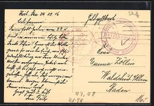 AK Hafenpartie mit den deutschen U-Booten U 7 und U 8