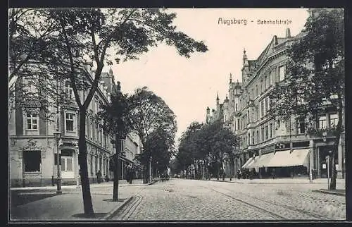 AK Augsburg, Blick in die Bahnhofstrasse mit Häusern
