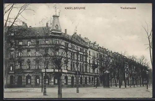 AK Karlsruhe, Yorkstrasse mit Gasthaus