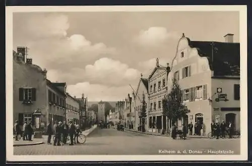 AK Kelheim a. d. Donau, Hauptstrasse mit Geschäften