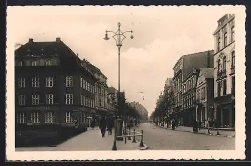 AK Neumünster, Strasse mit Commerzbank