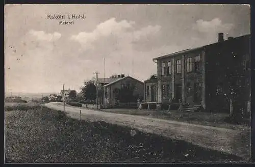 AK Kaköhl i. Holst., Meierei mit Strassenpartie
