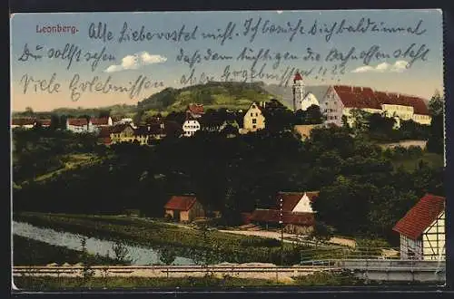 AK Leonberg / Württ., Teilansicht mit Bahngleisen und Panorama