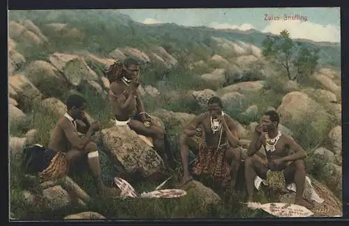 AK Zulus Snuffing, Afrikanische Krieger mit Schnupftabak