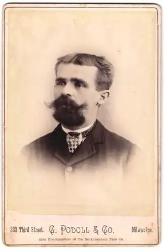 Fotografie G. Podoll & Co., Milwaukee / WI., Portrait Jacob Neff, Conditor / Bäcker aus Milwaukee