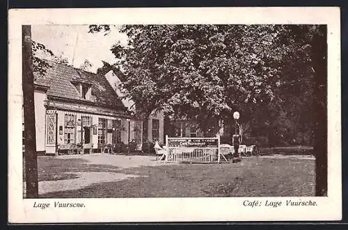 AK Lage Vuursche, Café