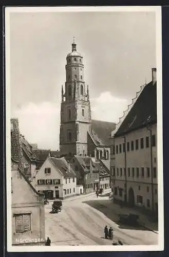 AK Nördlingen, Bergerstrasse mit Kirche