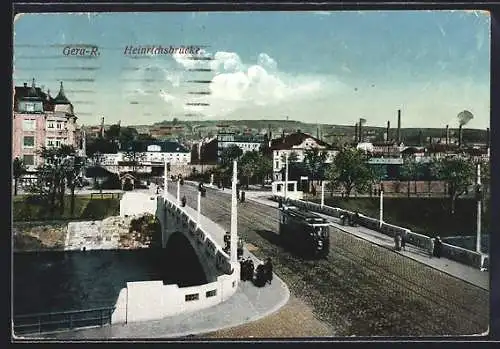 AK Gera, Partie an der Heinrichsbrücke mit Strassenbahn