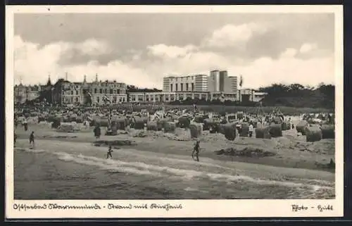 AK Warnemünde, Strand mit Kurhaus