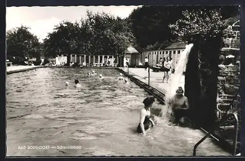 AK Bad Bodendorf, Schwimmbad mit Frau im Badeanzug