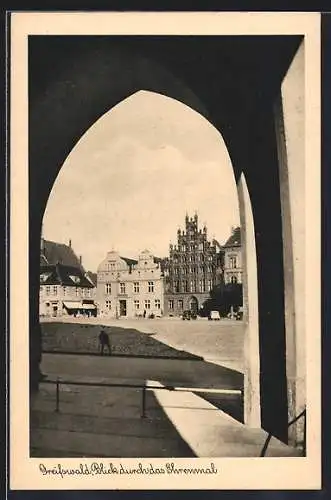 AK Greifswald, Blick durch das Ehrenmal