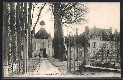 AK Saint-Benoît-sur-Vanne, La Porte d`entrée du Château