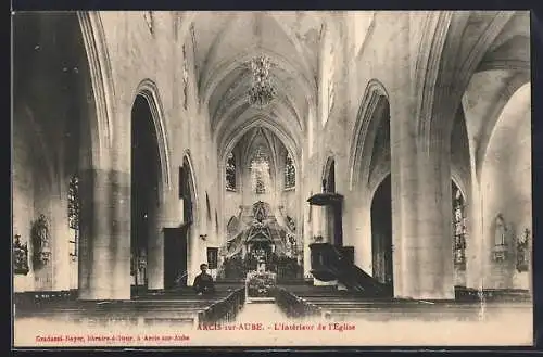 AK Arcis-sur-Aube, L`intérieur de l`Église
