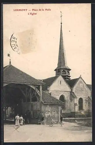 AK Lesmont, Place de la Halle et l`Église