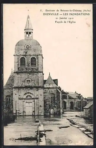 AK Dienville, Les inondations 1910, Facade de l`église