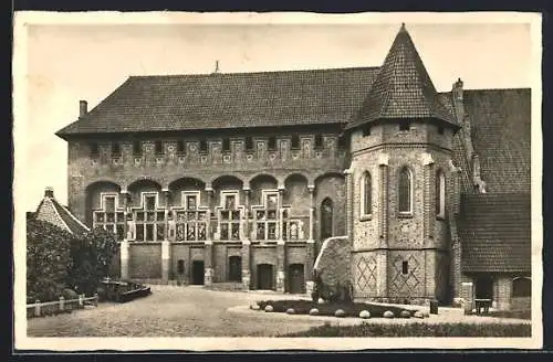 AK Marienburg, Blick in den Burghof