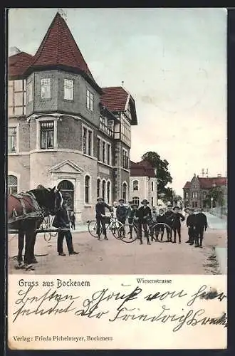 AK Bockenem, Partie in der Wiesenstrasse, Kinder mit Fahrrädern