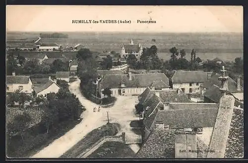 AK Rumilly-lès-Vaudes, Panorama du village et des champs environnants