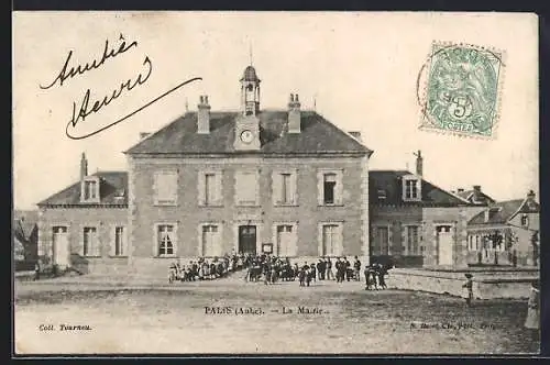 AK Paris, La Mairie d`Athis avec groupe de personnes devant le bâtiment