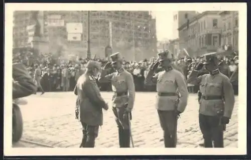 Foto-AK Prinz Leopold von Bayern mit Offizieren