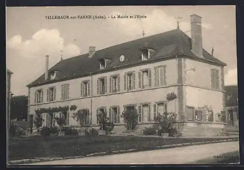 AK Villemaur-sur-Vanne, La Mairie et l`École