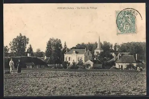 AK Pouan, Un Coin du Village