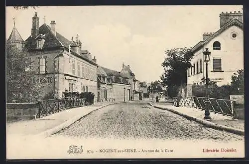 AK Nogent-sur-Seine, Avenue de la Gare