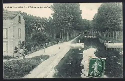 AK Marnay-sur-Seine, L`Écluse de Bernières