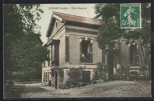 AK Lusigny, Villa Coqueret entourée de verdure