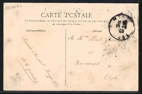 AK Arcis-sur-Aube, Place de l`Église et Rue de Paris