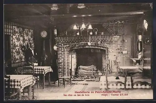 AK Pont-Sainte-Marie, Intérieur de l`hostellerie avec cheminée et tables dressées