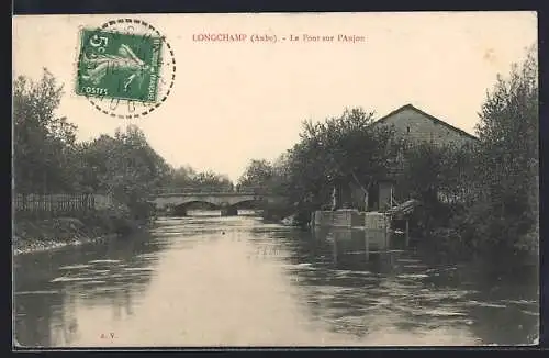 AK Longchamp, Le Pont sur l`Anjon