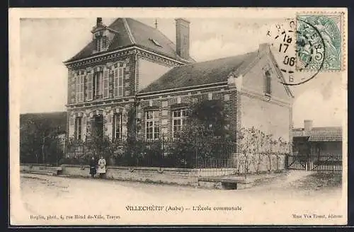 AK Villechétif, L`École communale