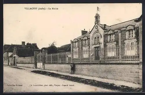 AK Villacerf, La Mairie